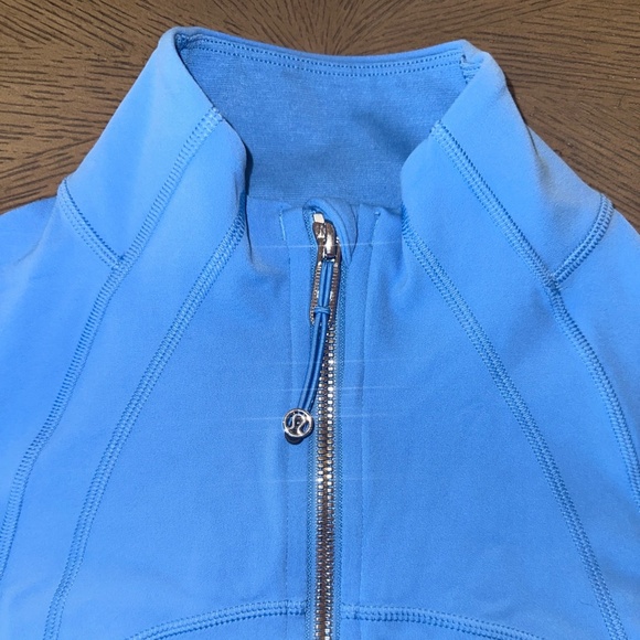 LULULEMON DEFINE JACKET NULU POOL PARTY/MIRROR SILVER ZIPPER WOMENS SIZE 6 NEW - Picture 2 of 4